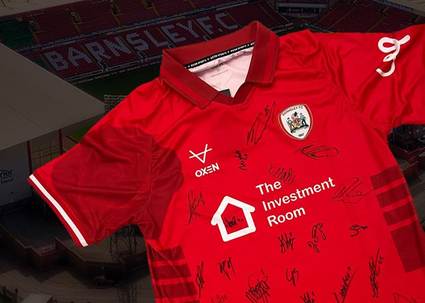 Signed Shirt Presentation